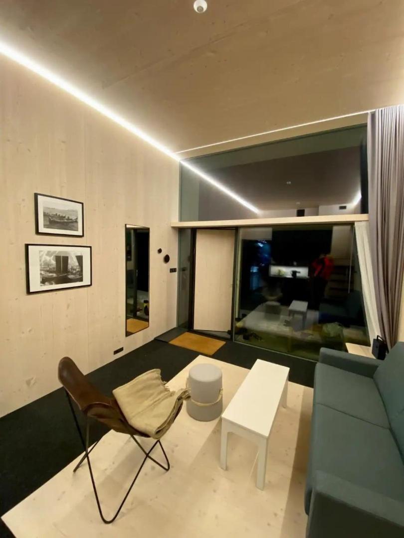 Appartamento Oceanview Mini-House - Stunning Views Ramberg Esterno foto