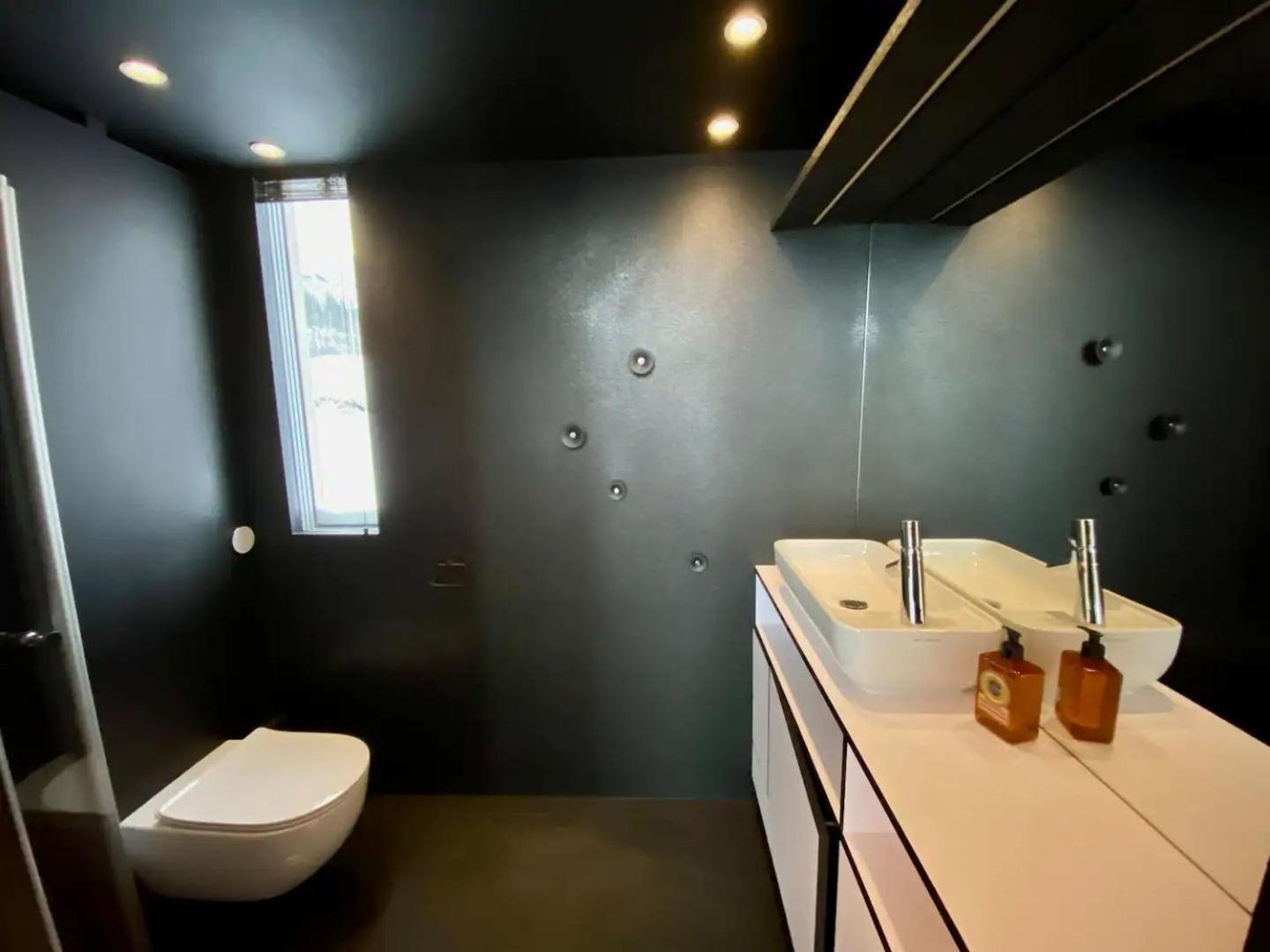 Appartamento Oceanview Mini-House - Stunning Views Ramberg Esterno foto