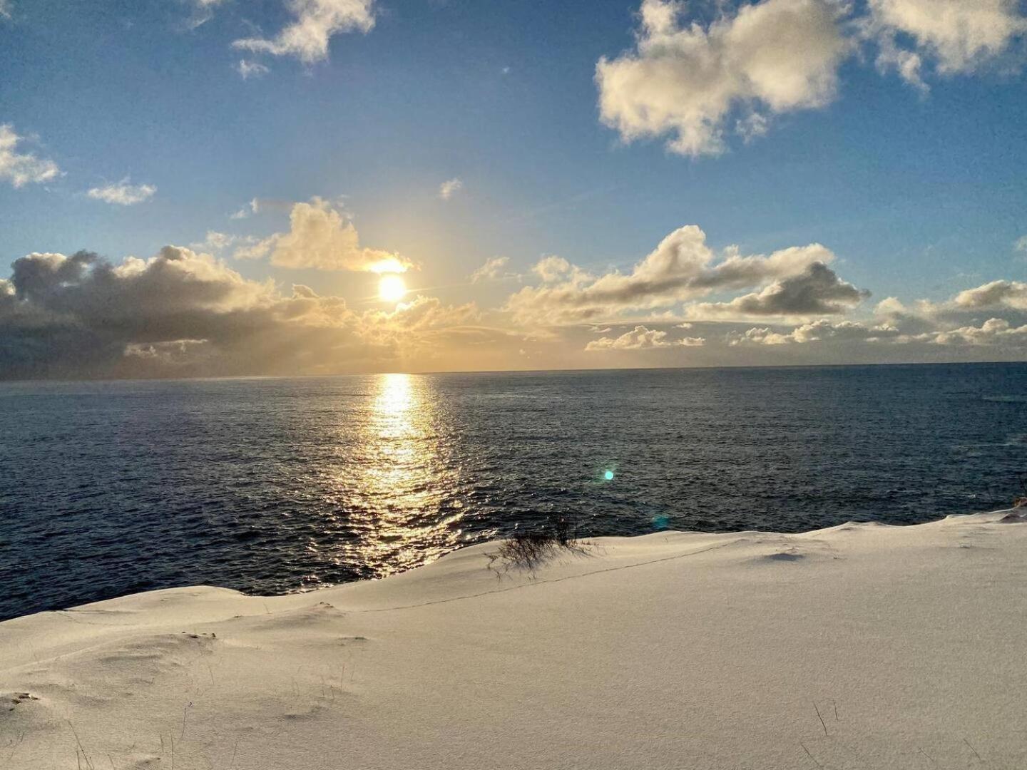 Appartamento Oceanview Mini-House - Stunning Views Ramberg Esterno foto
